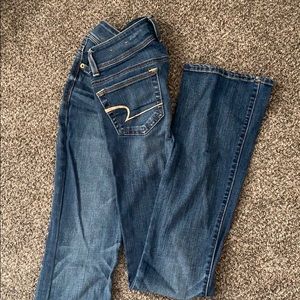 American eagle jeans
